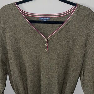 Tommy Hilfiger sweater dress, only ever tried on. Olive green, very soft.